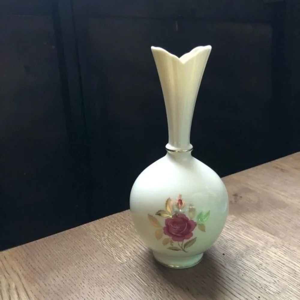 Lenox Vintage Rose Bud Gold Trim Vase 